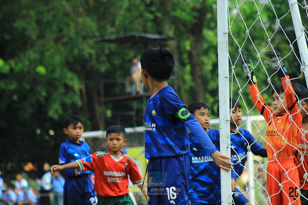 ijlu9 plate 050726 wiradhika soccer vs brazillian ss senayan