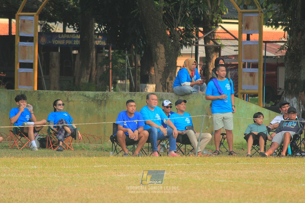 ijlu9 plate 050726 wiradhika soccer vs brazillian ss senayan