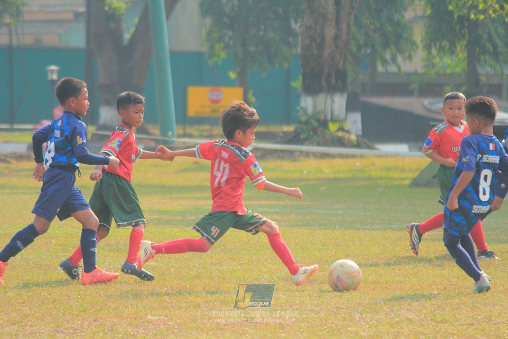 ijlu9 plate 050726 wiradhika soccer vs brazillian ss senayan