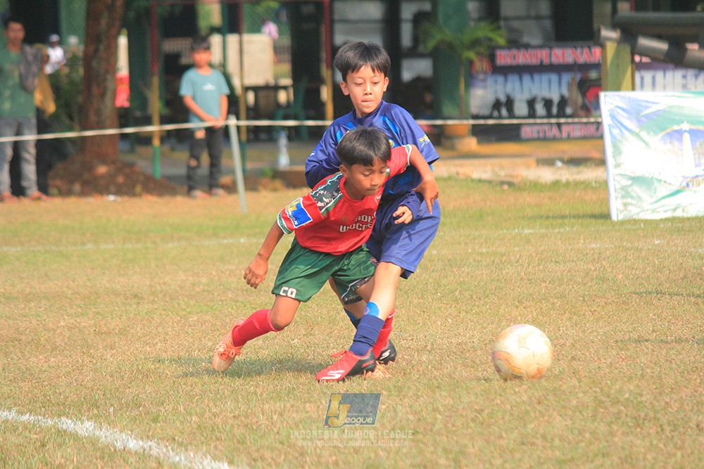 ijlu9 plate 050726 wiradhika soccer vs brazillian ss senayan
