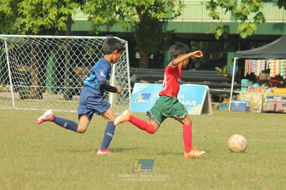 ijlu9 plate 050726 wiradhika soccer vs brazillian ss senayan