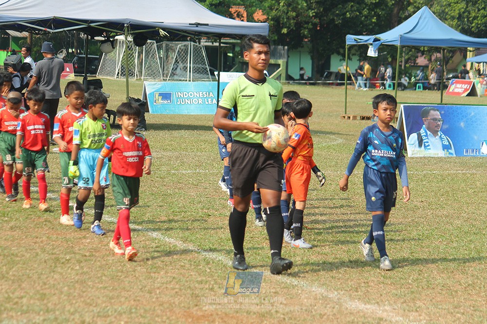 ijlu9 plate 050726 wiradhika soccer vs brazillian ss senayan
