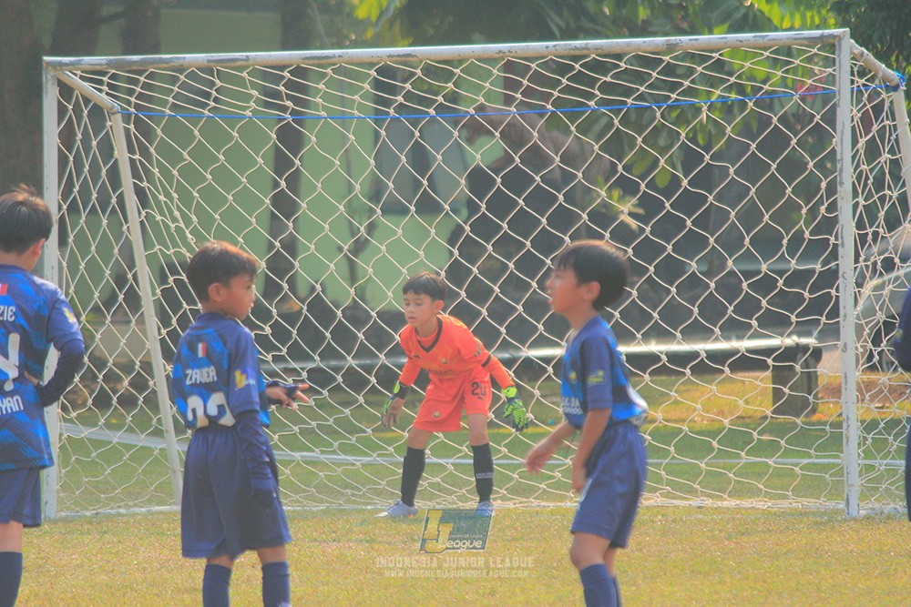 ijlu9 plate 050726 wiradhika soccer vs brazillian ss senayan