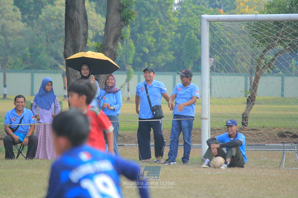 ijlu9 plate 050726 wiradhika soccer vs brazillian ss senayan