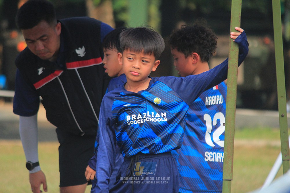 ijlu9 plate 050726 wiradhika soccer vs brazillian ss senayan