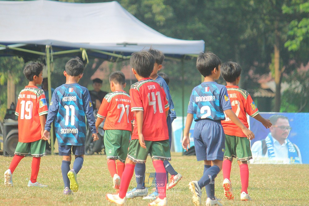 ijlu9 plate 050726 wiradhika soccer vs brazillian ss senayan