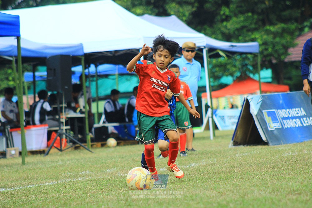 ijlu9 plate 050726 wiradhika soccer vs brazillian ss senayan