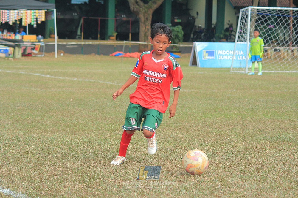 ijlu9 plate 050726 wiradhika soccer vs brazillian ss senayan