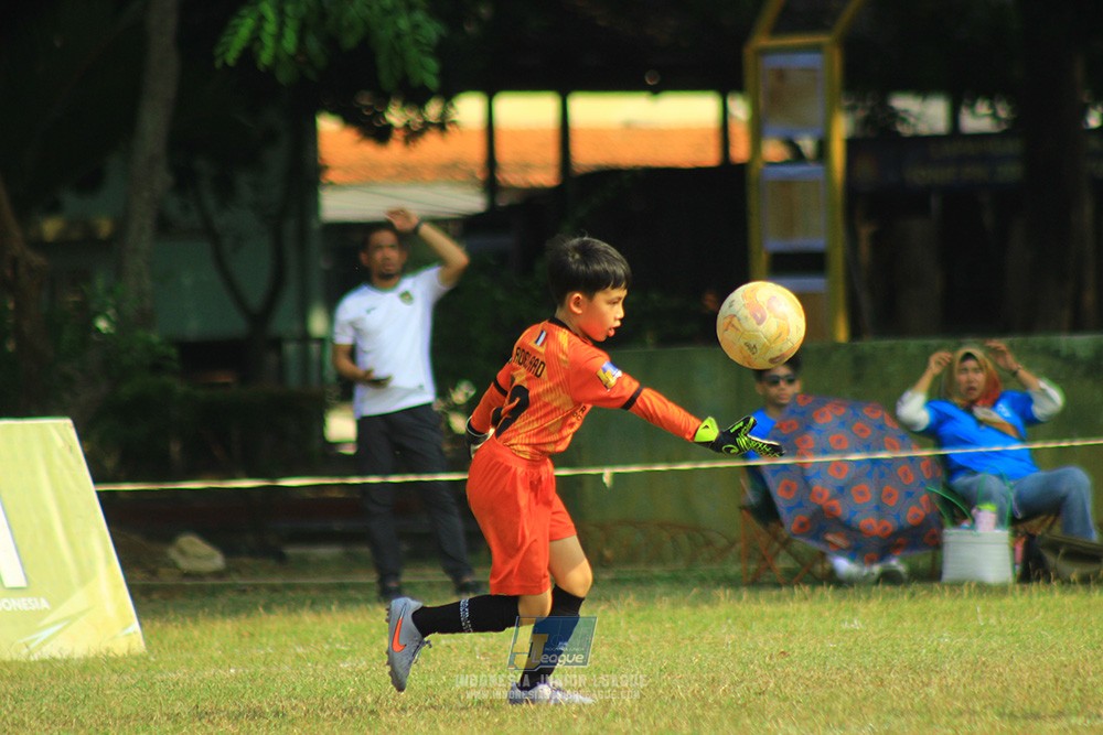 ijlu9 plate 050726 wiradhika soccer vs brazillian ss senayan