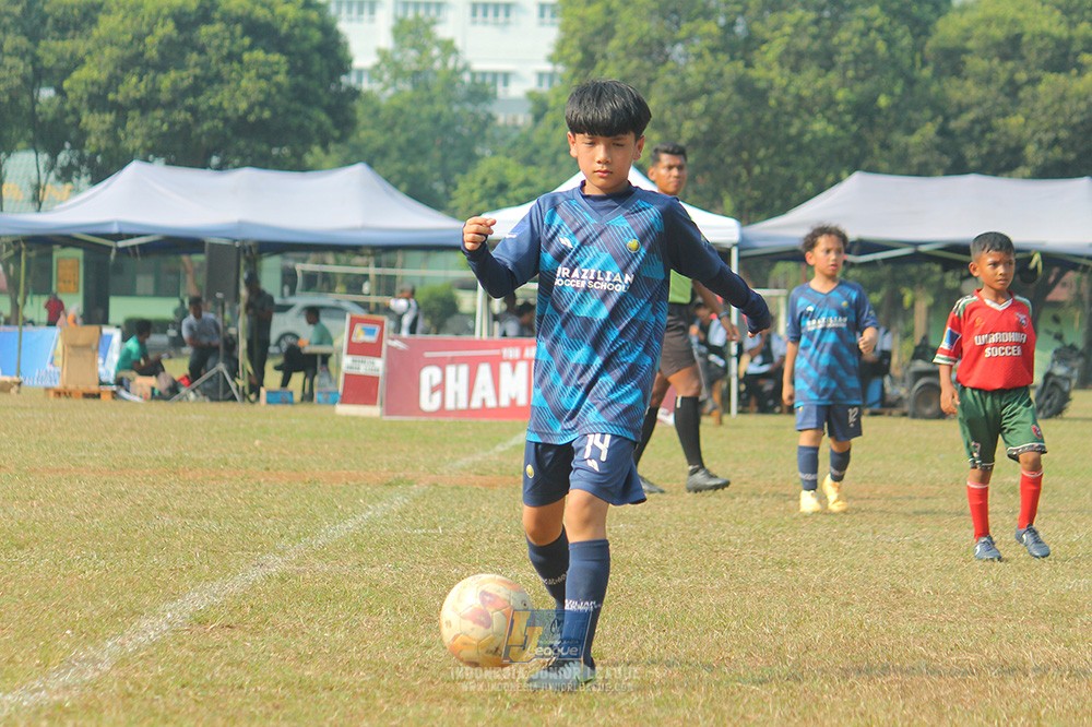 ijlu9 plate 050726 wiradhika soccer vs brazillian ss senayan