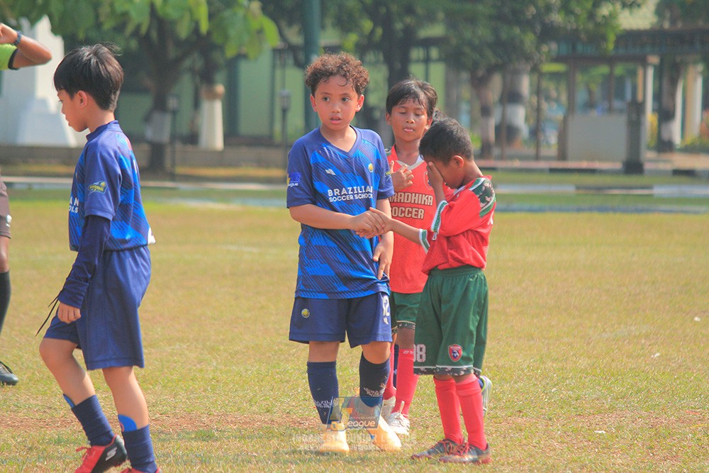 ijlu9 plate 050726 wiradhika soccer vs brazillian ss senayan