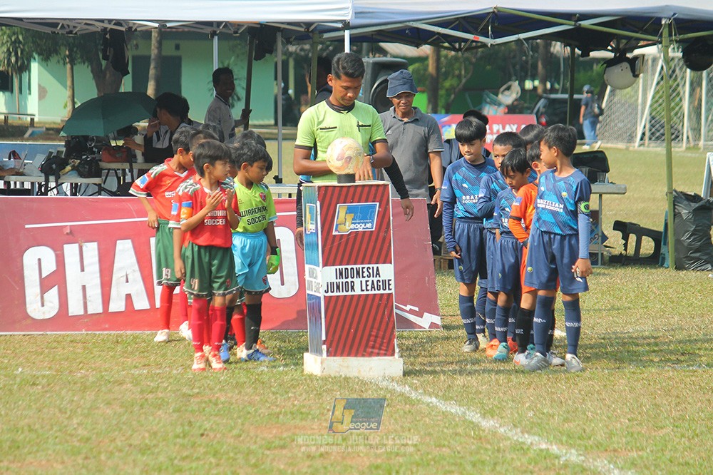 ijlu9 plate 050726 wiradhika soccer vs brazillian ss senayan