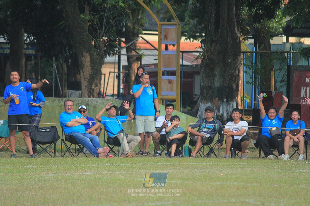 ijlu9 plate 050726 wiradhika soccer vs brazillian ss senayan