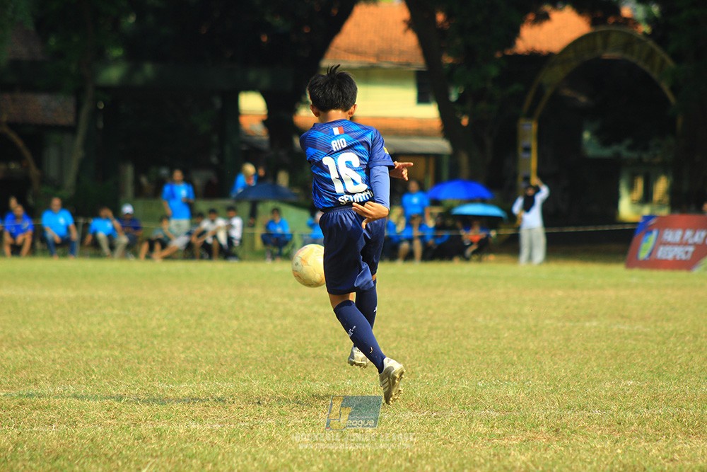 ijlu9 plate 050726 wiradhika soccer vs brazillian ss senayan
