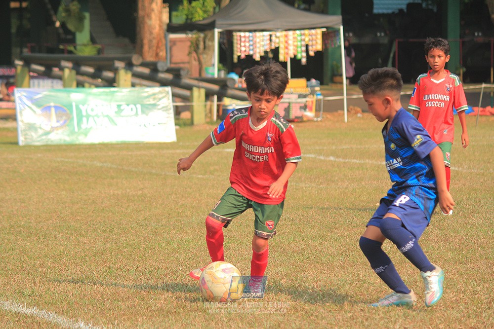 ijlu9 plate 050726 wiradhika soccer vs brazillian ss senayan