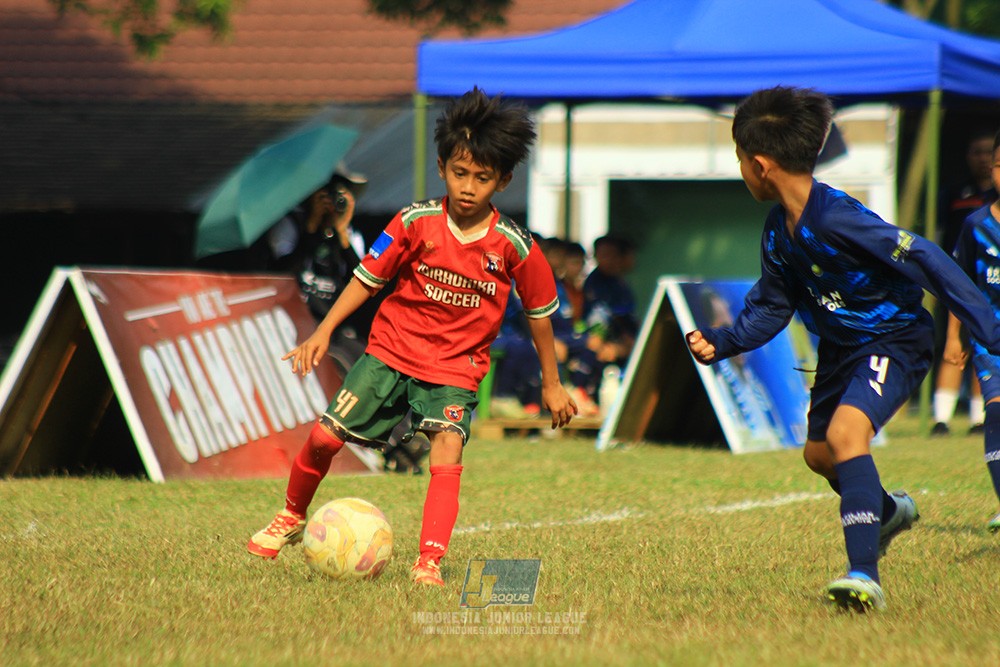 ijlu9 plate 050726 wiradhika soccer vs brazillian ss senayan