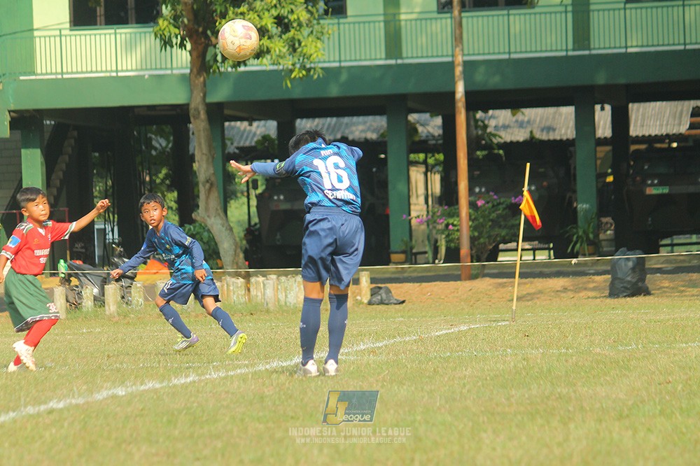 ijlu9 plate 050726 wiradhika soccer vs brazillian ss senayan