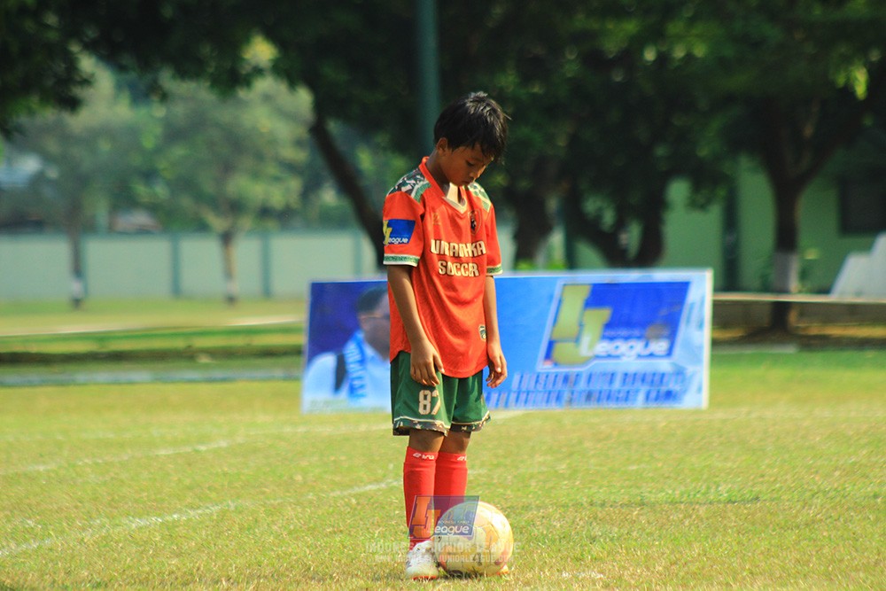 ijlu9 plate 050726 wiradhika soccer vs brazillian ss senayan