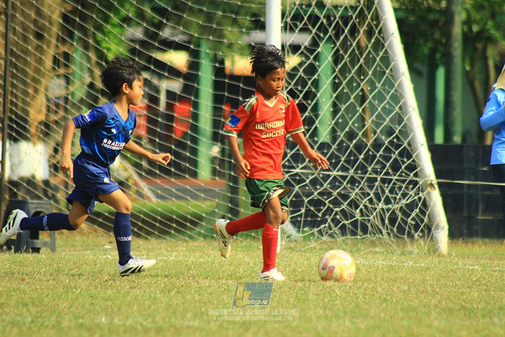 ijlu9 plate 050726 wiradhika soccer vs brazillian ss senayan