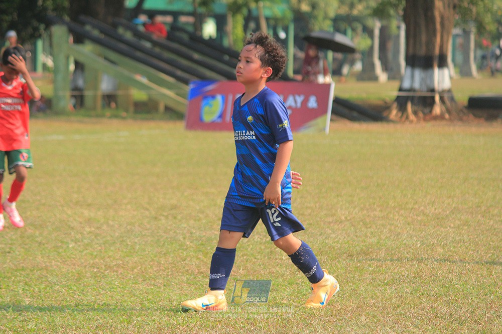 ijlu9 plate 050726 wiradhika soccer vs brazillian ss senayan