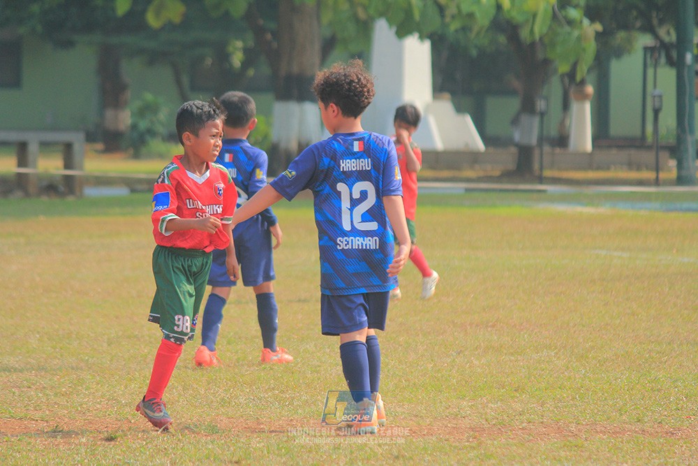 ijlu9 plate 050726 wiradhika soccer vs brazillian ss senayan