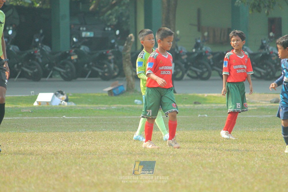 ijlu9 plate 050726 wiradhika soccer vs brazillian ss senayan