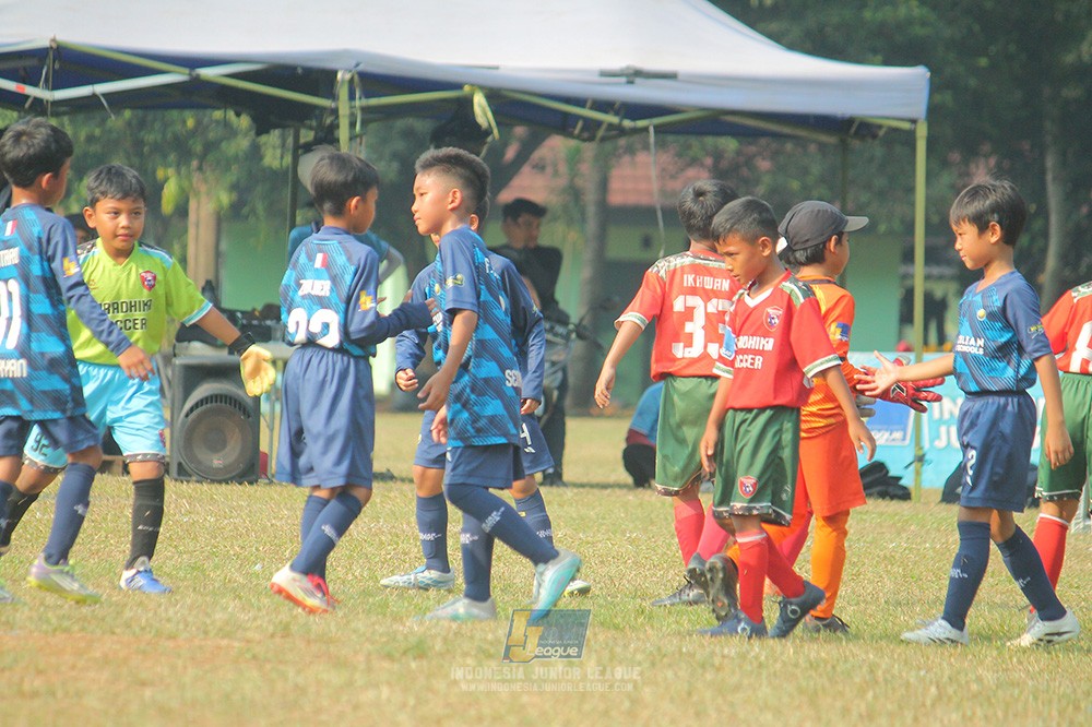 ijlu9 plate 050726 wiradhika soccer vs brazillian ss senayan