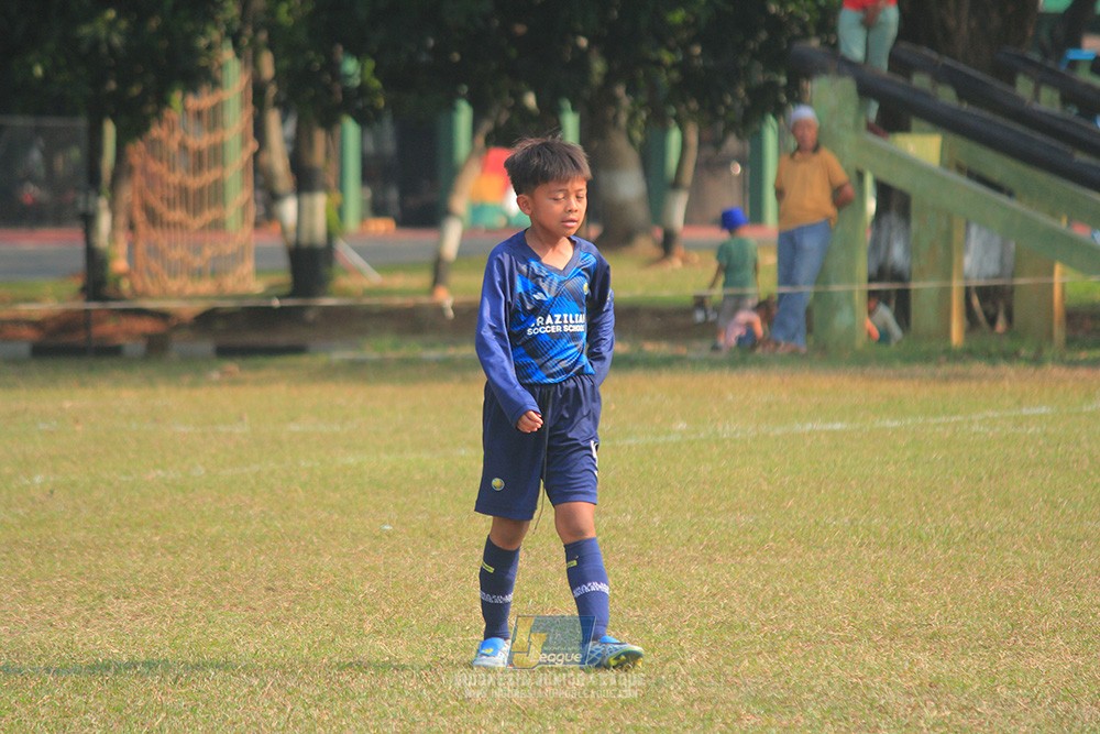 ijlu9 plate 050726 wiradhika soccer vs brazillian ss senayan