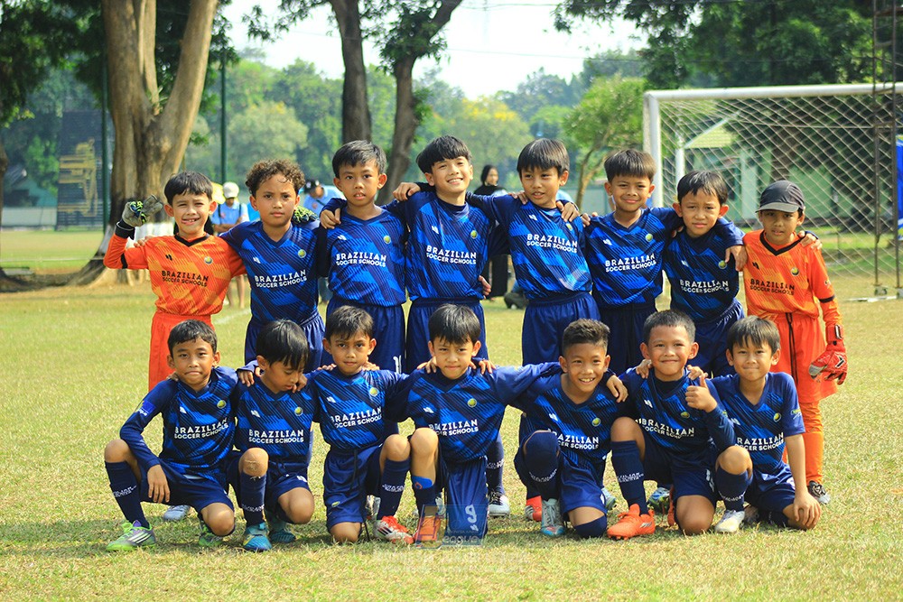 ijlu9 plate 050726 wiradhika soccer vs brazillian ss senayan