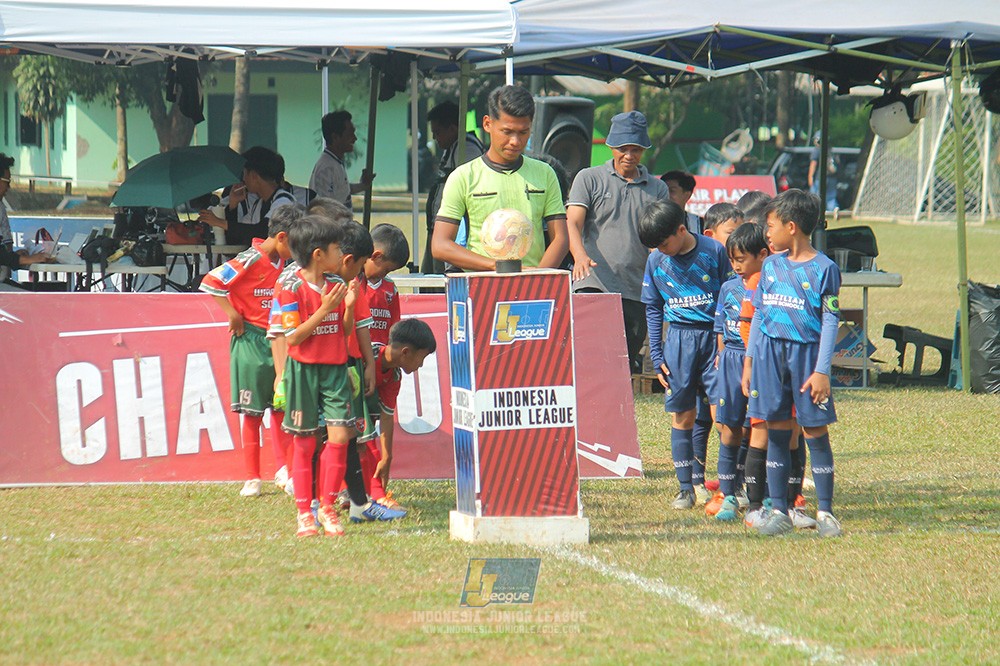 ijlu9 plate 050726 wiradhika soccer vs brazillian ss senayan