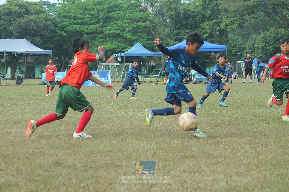 ijlu9 plate 050726 wiradhika soccer vs brazillian ss senayan