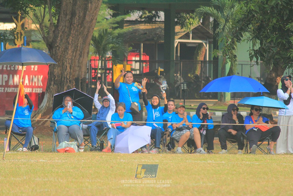 ijlu9 plate 050726 wiradhika soccer vs brazillian ss senayan