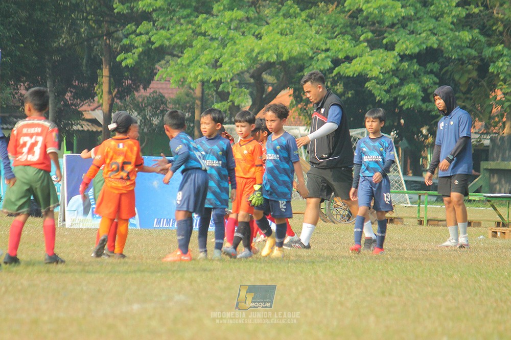 ijlu9 plate 050726 wiradhika soccer vs brazillian ss senayan