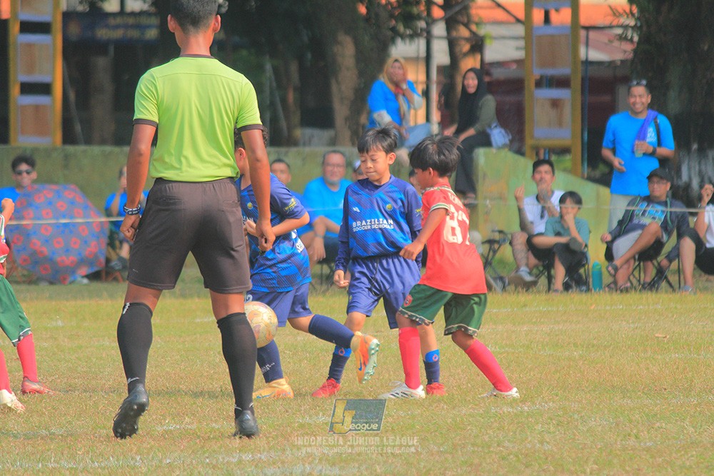 ijlu9 plate 050726 wiradhika soccer vs brazillian ss senayan