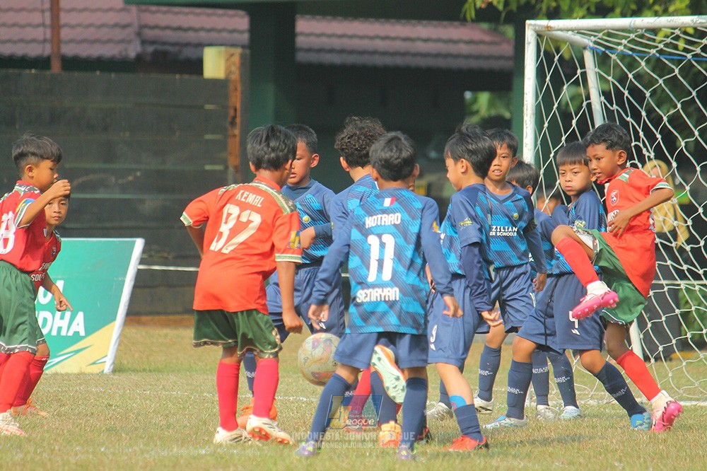 ijlu9 plate 050726 wiradhika soccer vs brazillian ss senayan