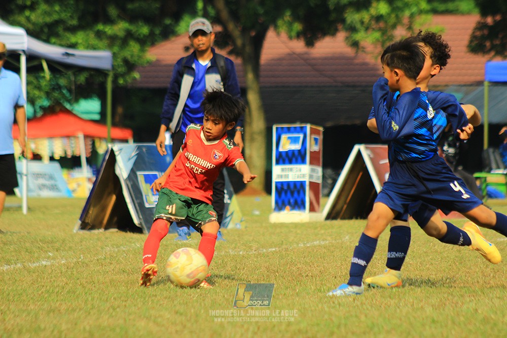 ijlu9 plate 050726 wiradhika soccer vs brazillian ss senayan