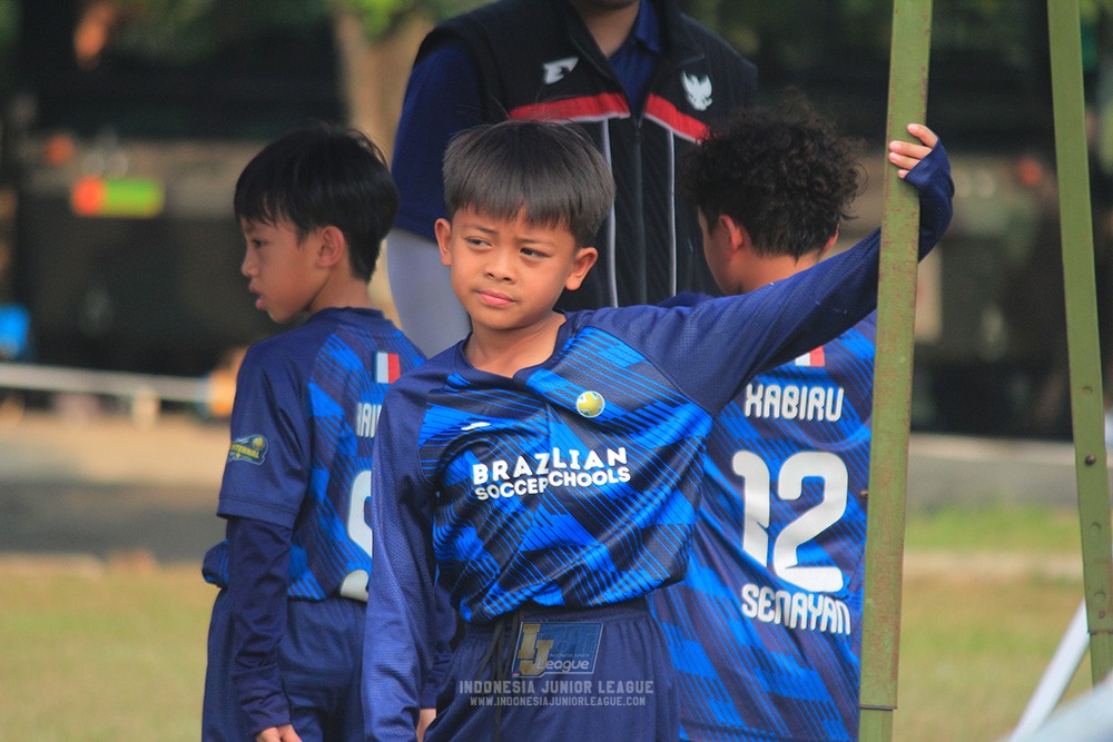 ijlu9 plate 050726 wiradhika soccer vs brazillian ss senayan