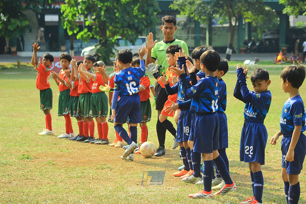 ijlu9 plate 050726 wiradhika soccer vs brazillian ss senayan