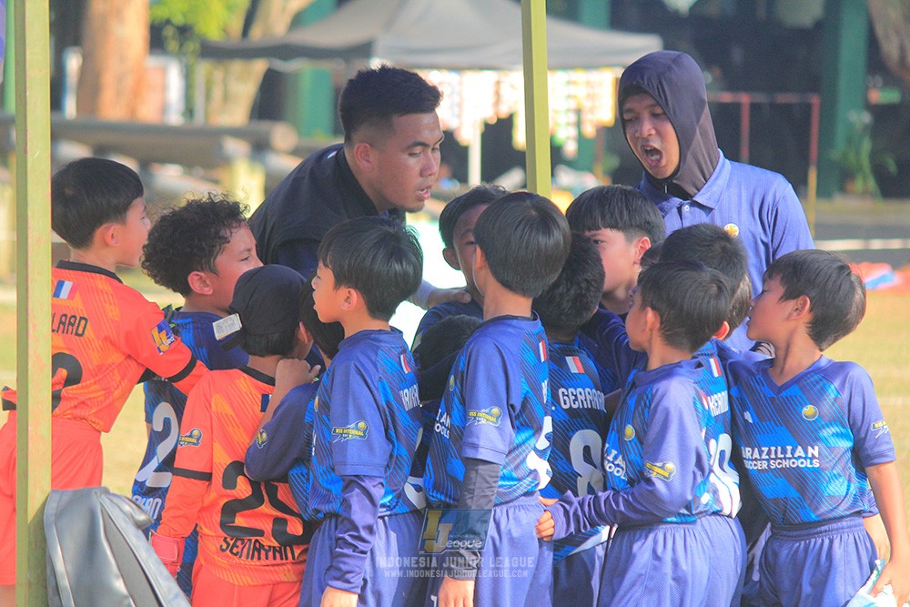 ijlu9 plate 050726 wiradhika soccer vs brazillian ss senayan