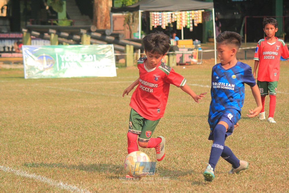 ijlu9 plate 050726 wiradhika soccer vs brazillian ss senayan