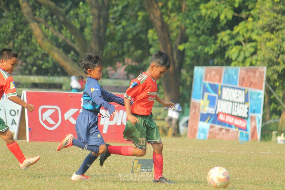 ijlu9 plate 050726 wiradhika soccer vs brazillian ss senayan