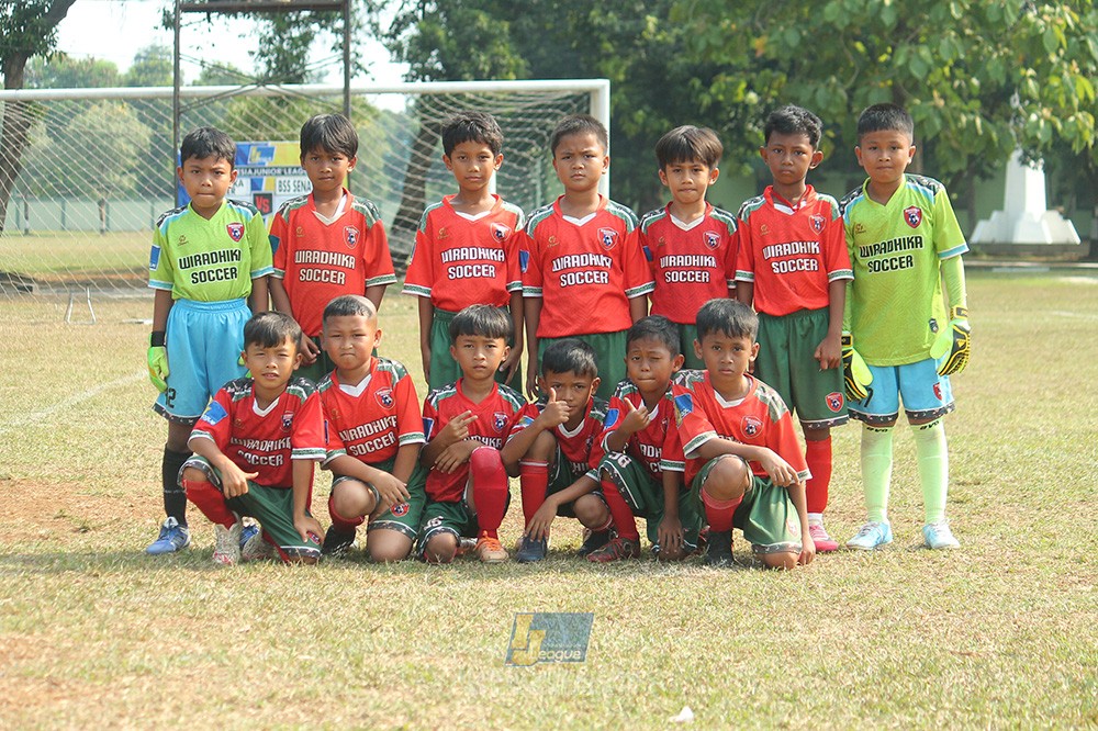 ijlu9 plate 050726 wiradhika soccer vs brazillian ss senayan