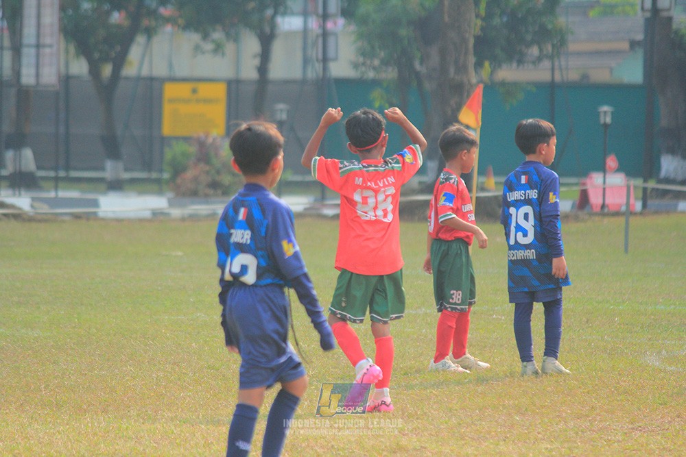 ijlu9 plate 050726 wiradhika soccer vs brazillian ss senayan