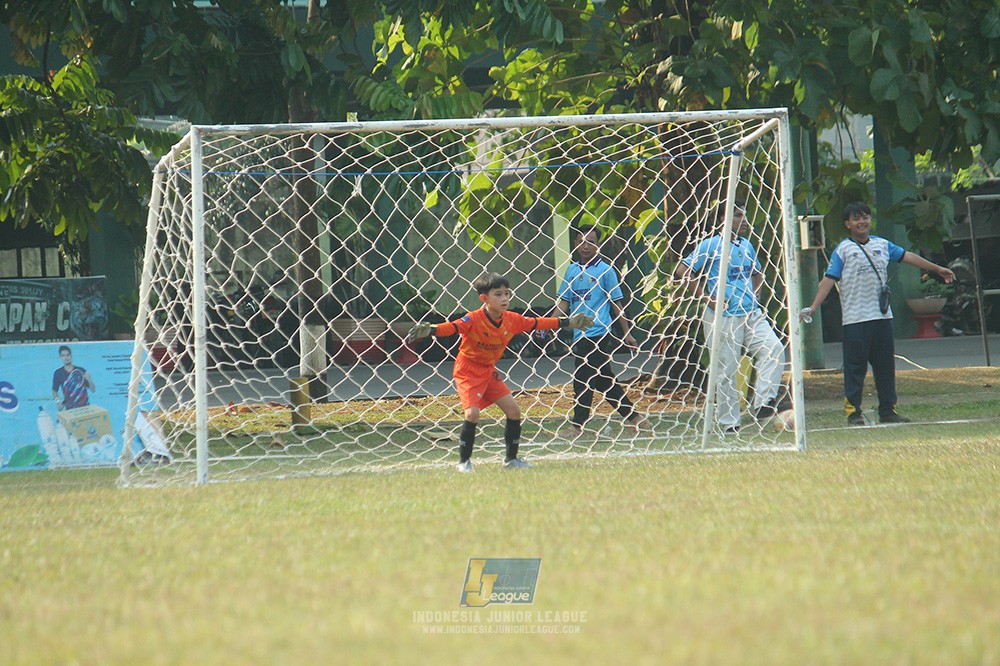 ijlu9 plate 050726 wiradhika soccer vs brazillian ss senayan
