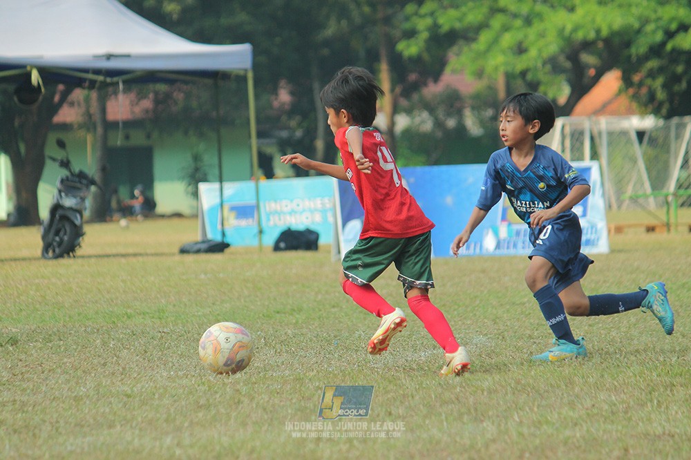 ijlu9 plate 050726 wiradhika soccer vs brazillian ss senayan