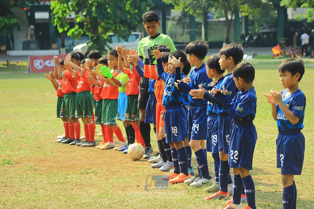 ijlu9 plate 050726 wiradhika soccer vs brazillian ss senayan