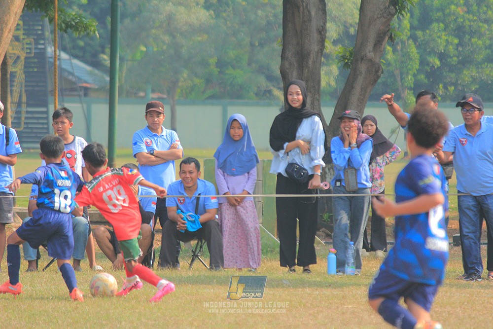 ijlu9 plate 050726 wiradhika soccer vs brazillian ss senayan