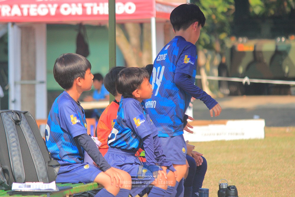 ijlu9 plate 050726 wiradhika soccer vs brazillian ss senayan