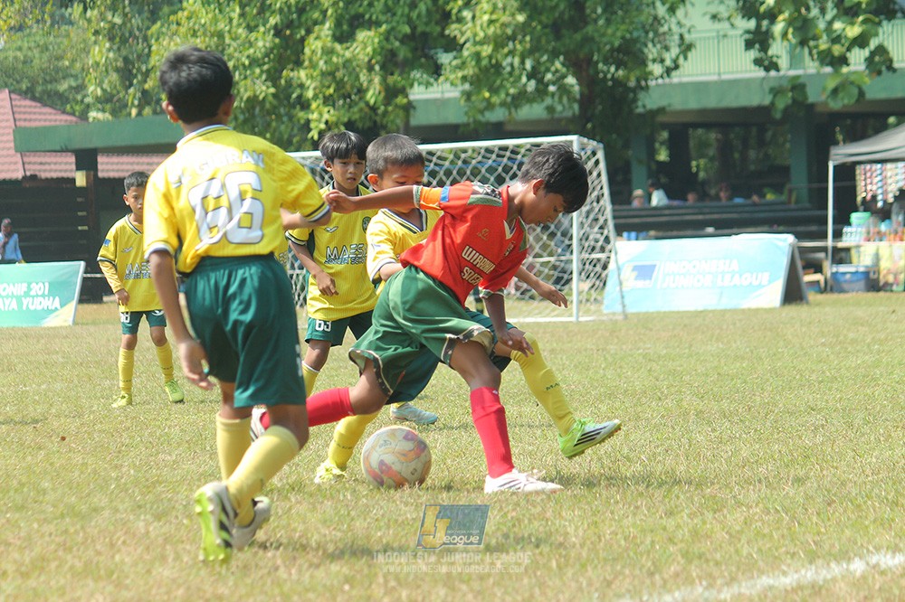 ijlu9 plate 050726 wiradhika soccer vs maesa pararaider