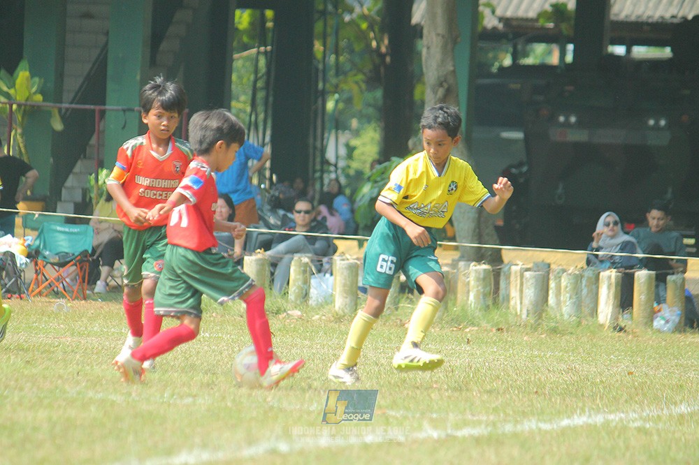 ijlu9 plate 050726 wiradhika soccer vs maesa pararaider